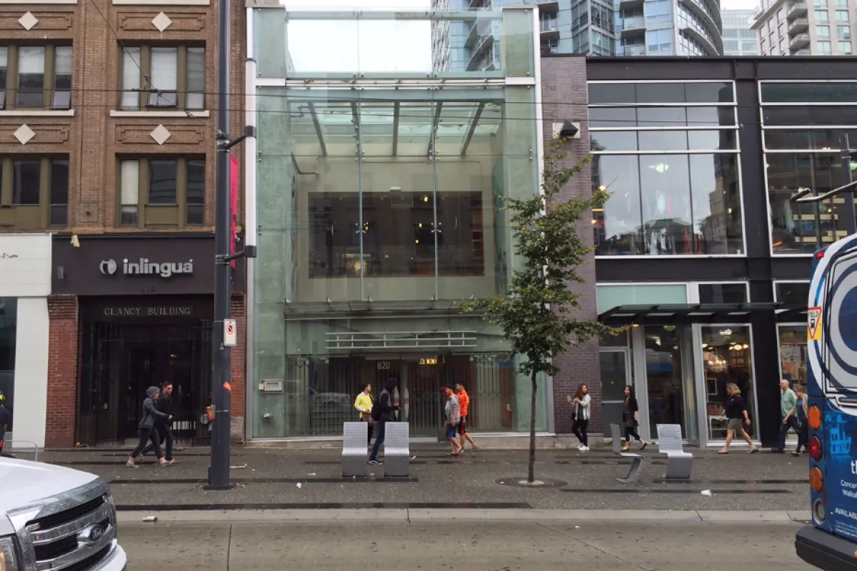 820 granville street 02